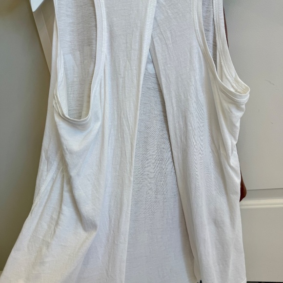 Lululemon Namaste Tank Top, Size 4, White - Picture 5 of 5